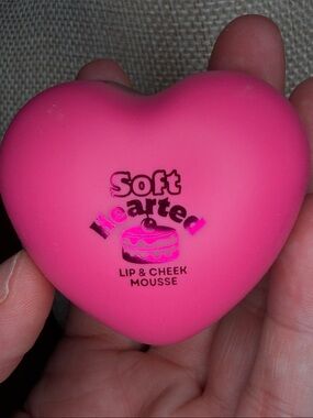 Lip & Cheek Mousse — Bright Pink